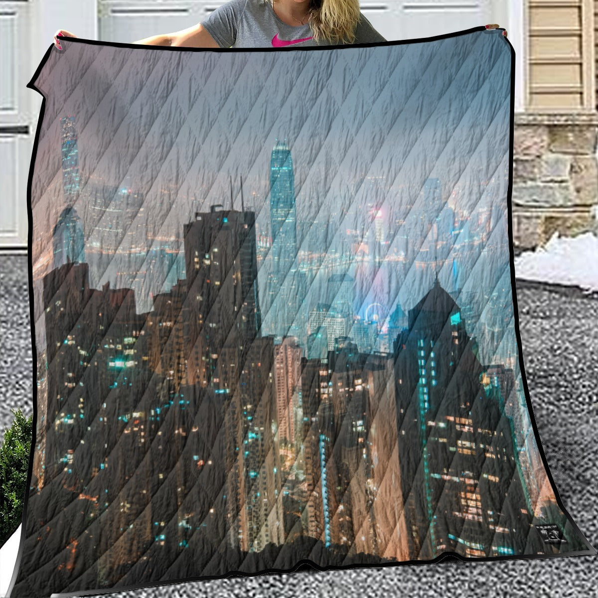 Edged Lightweight Breathable Quilt - City