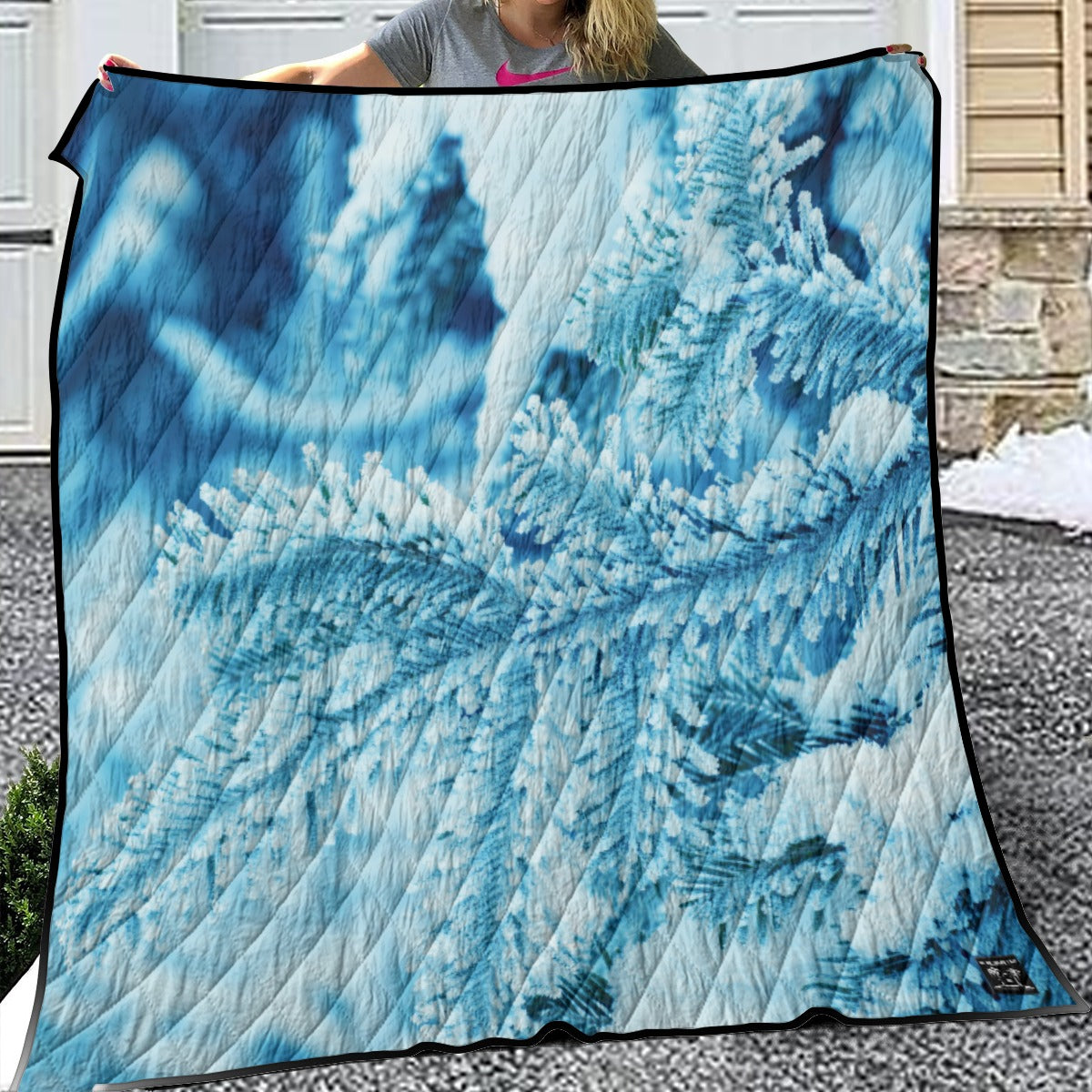Edged Lightweight Breathable Quilt - Winter