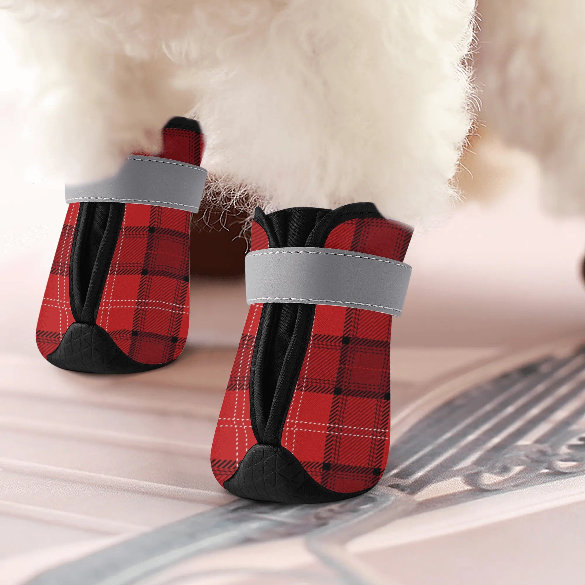 Calcetines antideslizantes para perros - Cuadros rojos