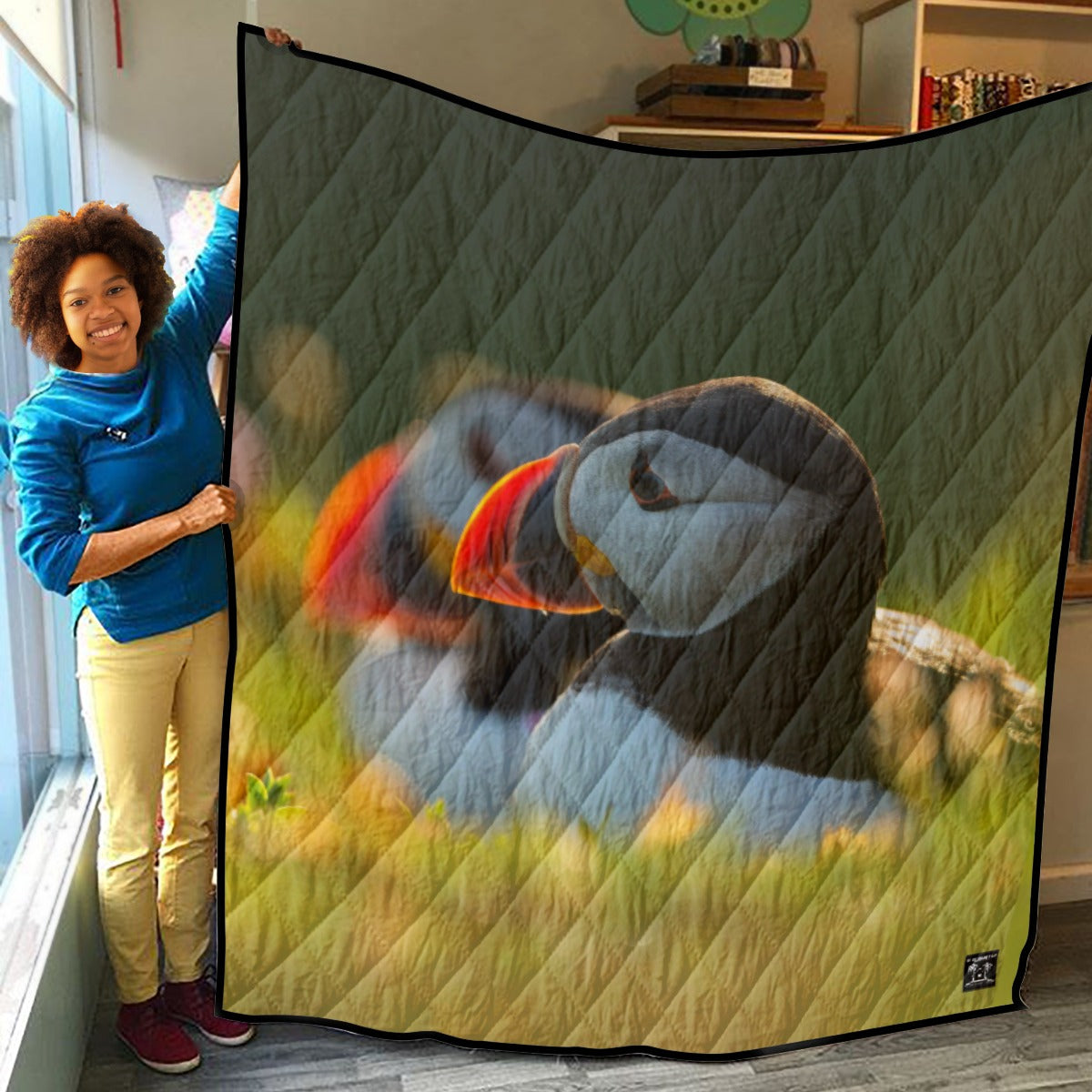 Edged Lightweight Breathable Quilt - Puffins
