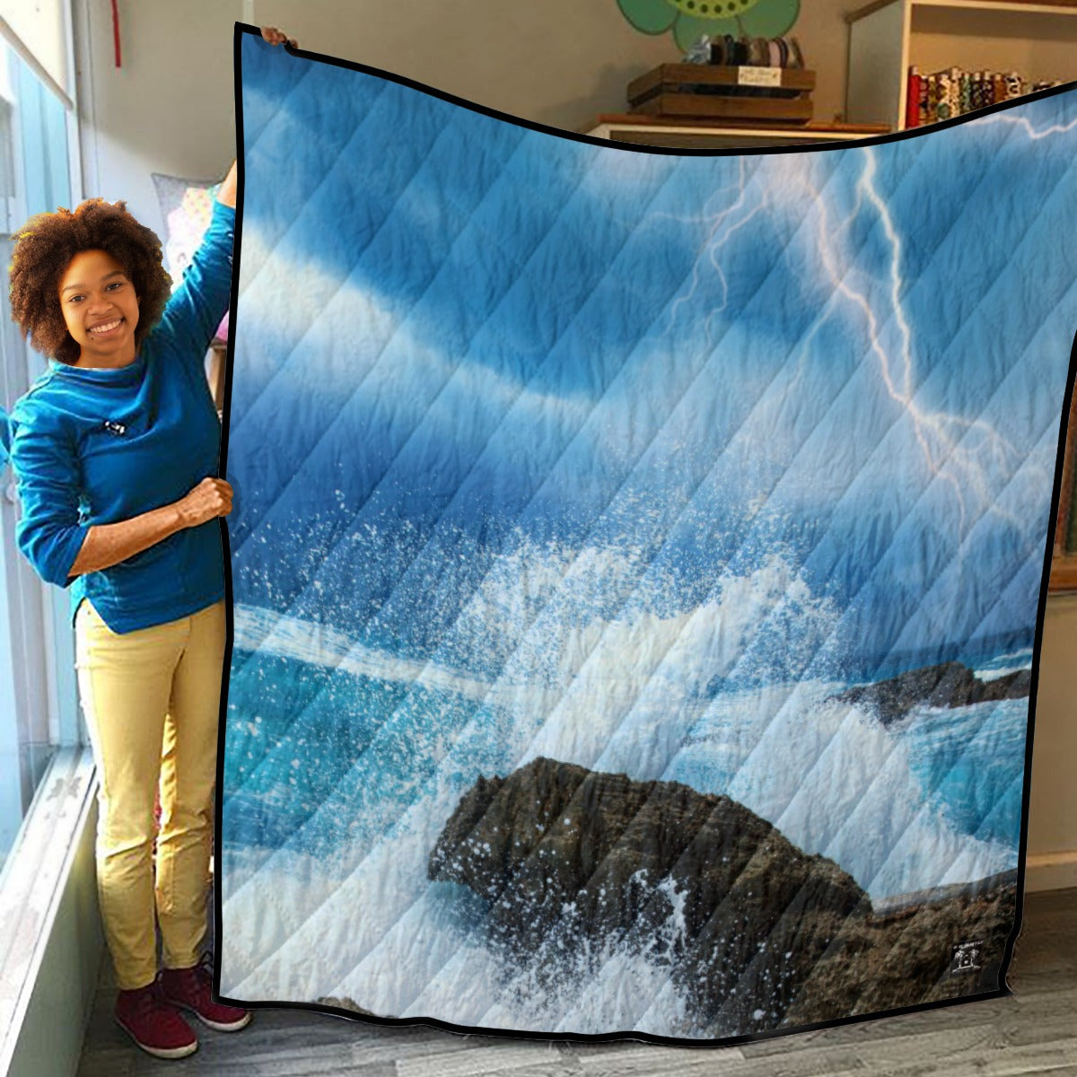Edged Lightweight Breathable Quilt - Storm