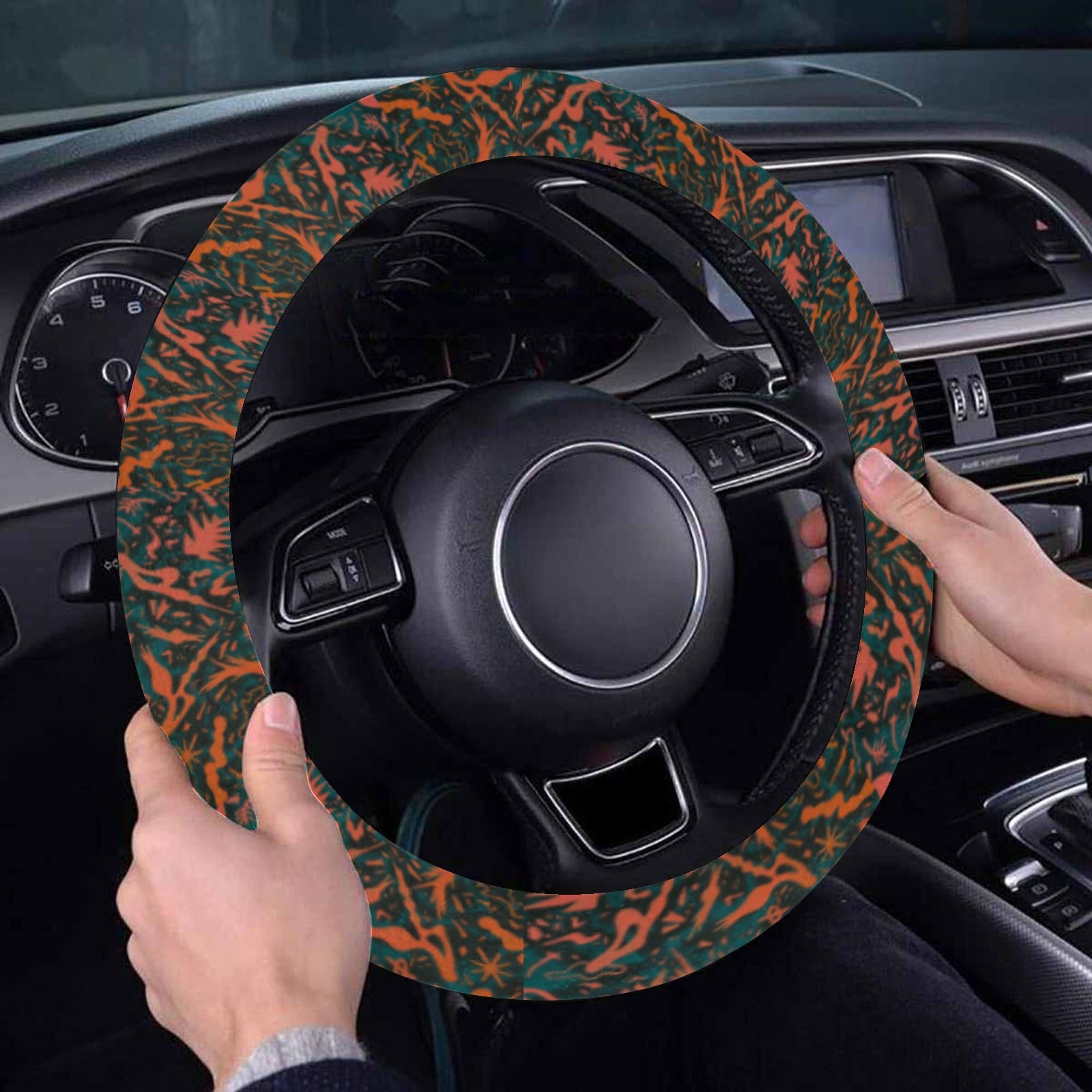 Steering Wheel Cover with Anti-Slip Insert - Halloween