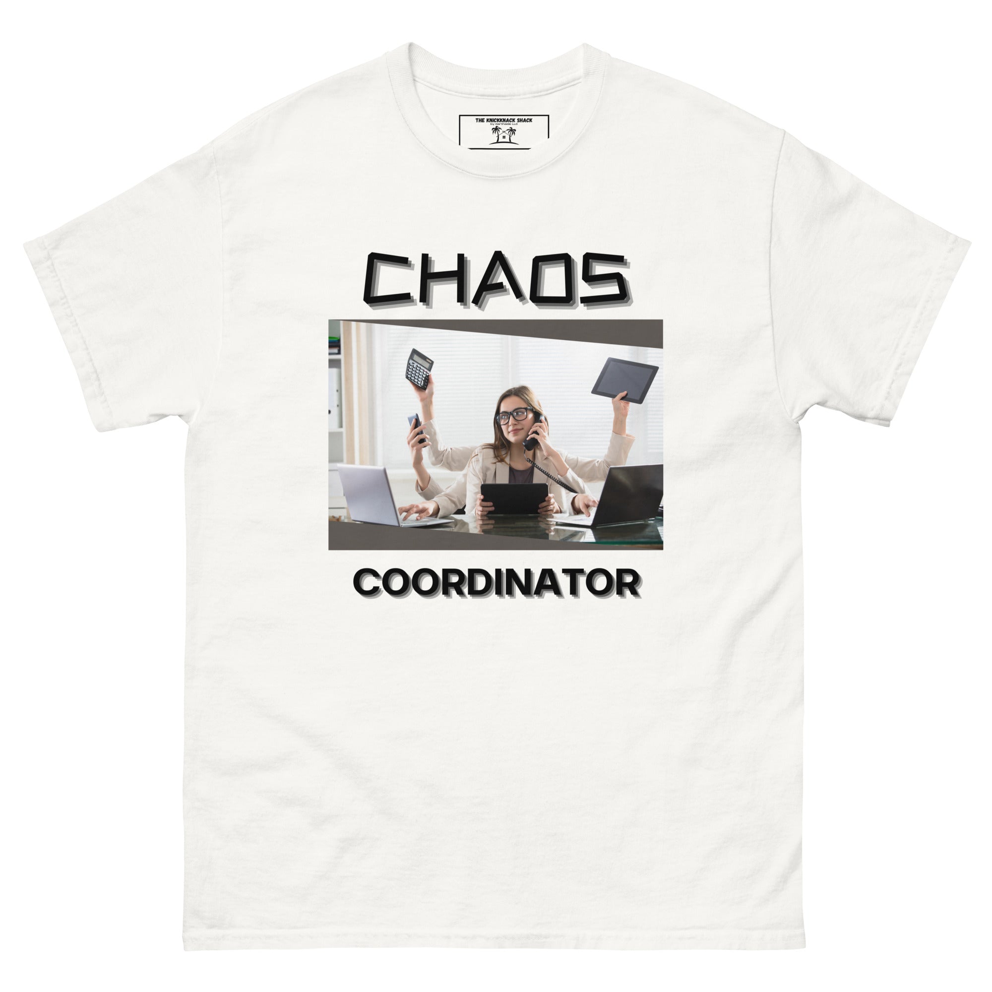 Camiseta Clásica - Coordinador del Caos (Colores Claros)
