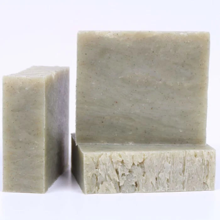 Eucalyptus & Mint Exfoliating Soap Bar with Zeolite Clay & Apricot Kernels